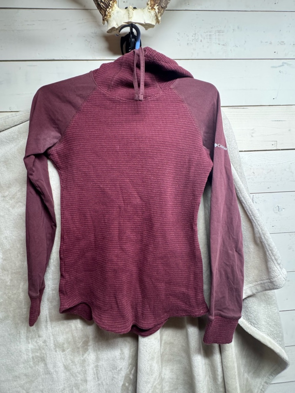 Columbia Burgundy Waffle Knit Pullover Hoodie